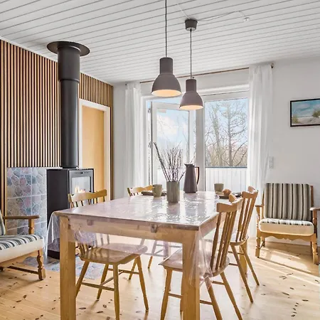 3 Bedroom Awesome In