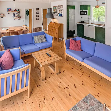 Holiday home 3 Bedroom Awesome In *